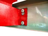 a true boltless design with a boltless center support beam